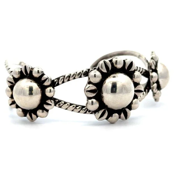 Designer Taxco 925 Sterling Silver Three Flower Design Rope Cuff Bracelet